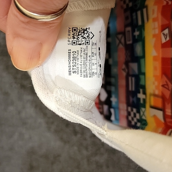 Sperry Men's Striper ll Slip On Pride Casual Boat Shoes Size 10 - Picture 3 of 8